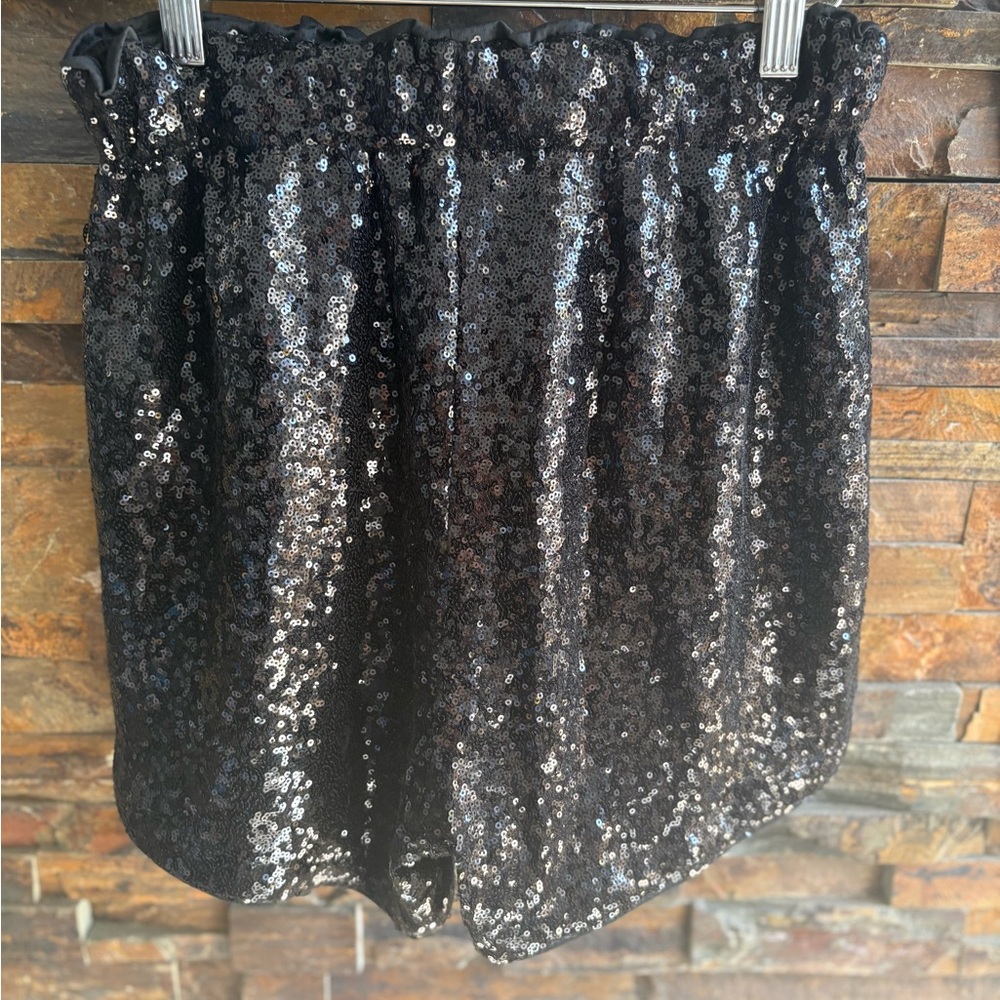 Black Sequin Women's Shorts - Picture 6 of 8